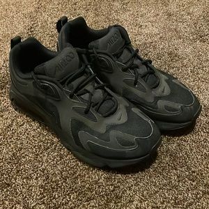 Air max 200 ‘triple black’